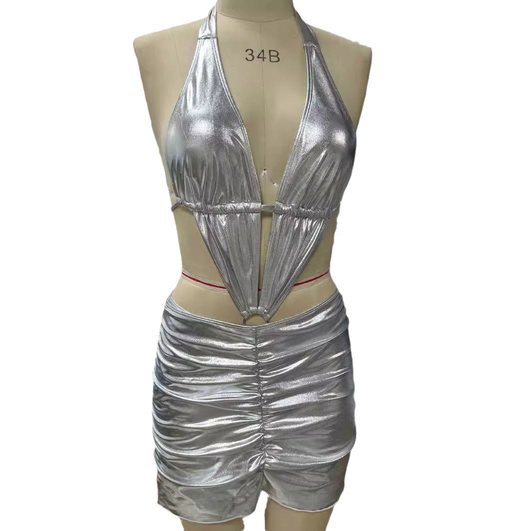 Damen verführerisches Minikleid mit modernen Cut-Outs und glanzvollem Material W&W