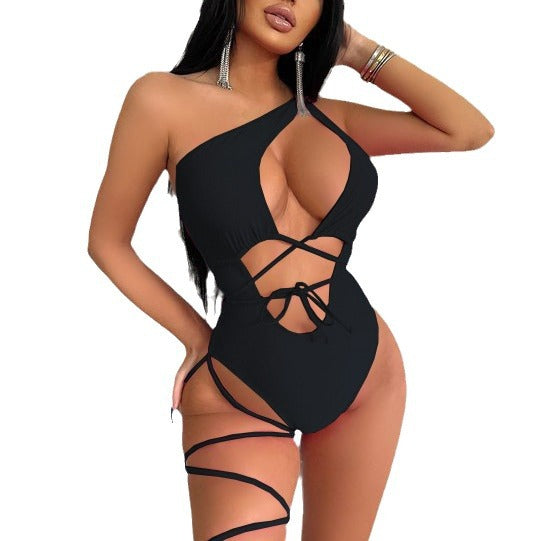 Damen Einteiler Badeanzug mit raffinierter Cut-Out und Schnürdetails W&W