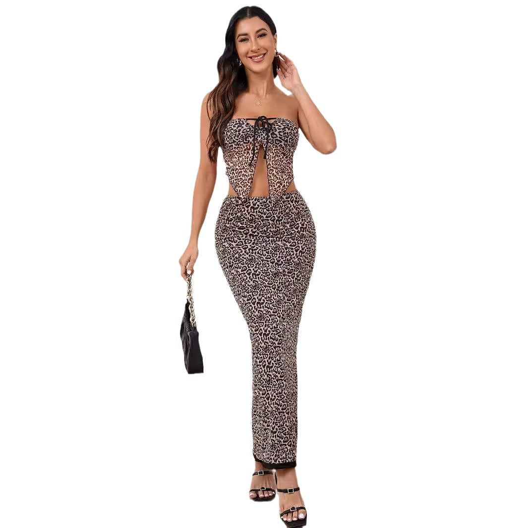 Damen Elegantes Maxikleid mit Cut-Outs und Tierdruck W&W